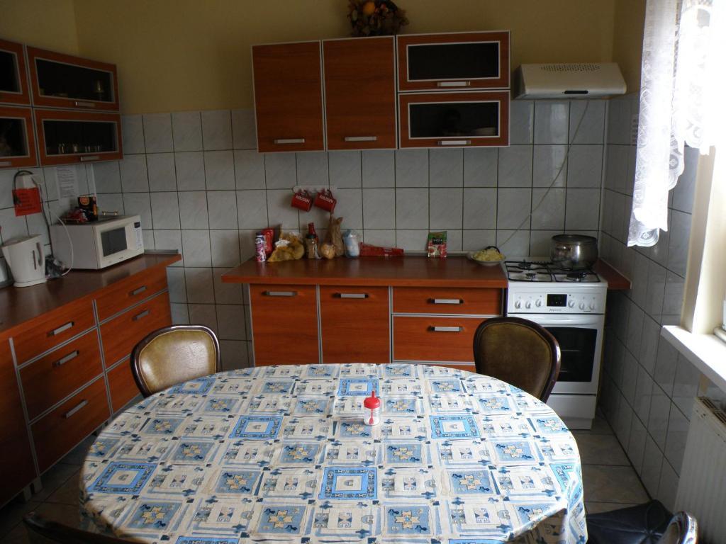 Szkolne Schronisko Mlodziezowe Zloty Widok Hostel Piechowice  Exterior photo